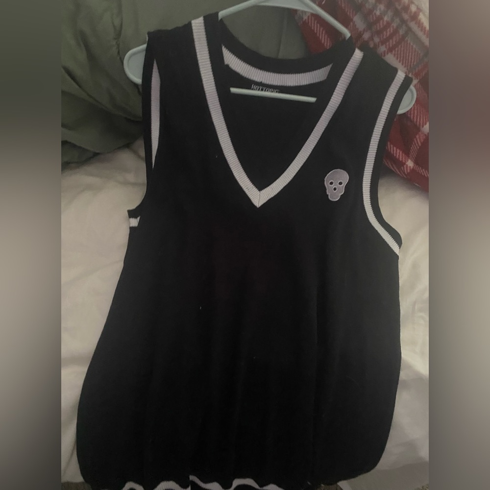 Skull Sweater Vest Hot Topic